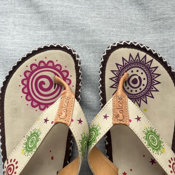 Women's Calceo Colorful Sun Bohemian Vegan Turkish Flip Flops, Size 37/6.5 - Picture 6 of 8